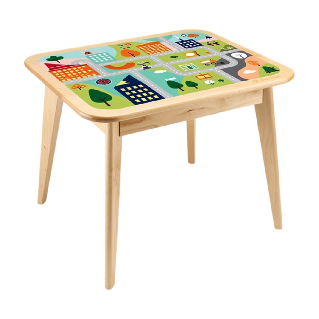 **Technische titel in het Nederlands: Kindertafel met kleurrijk stadsontwerp**