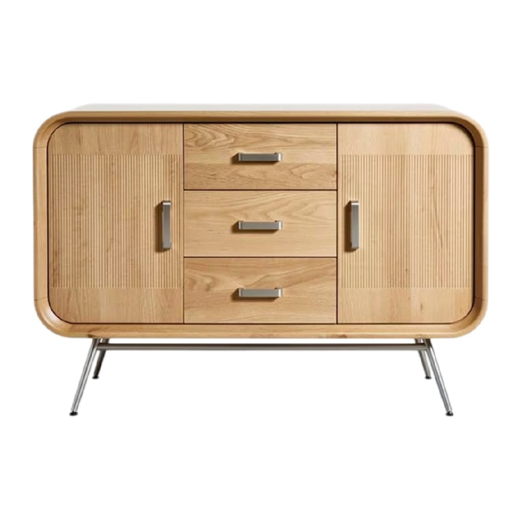 **Technische Titel in het Nederlands: Moderne eikenhouten dressoir met geborstelde metalen handgrepen**